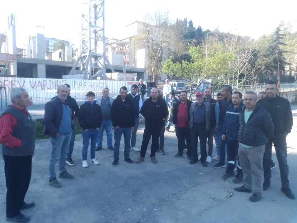 Kaymakamlık inşaatında işçiler grev başlattı