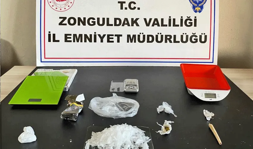 Uyuşturucu operasyonunda 4 kişi tutuklandı