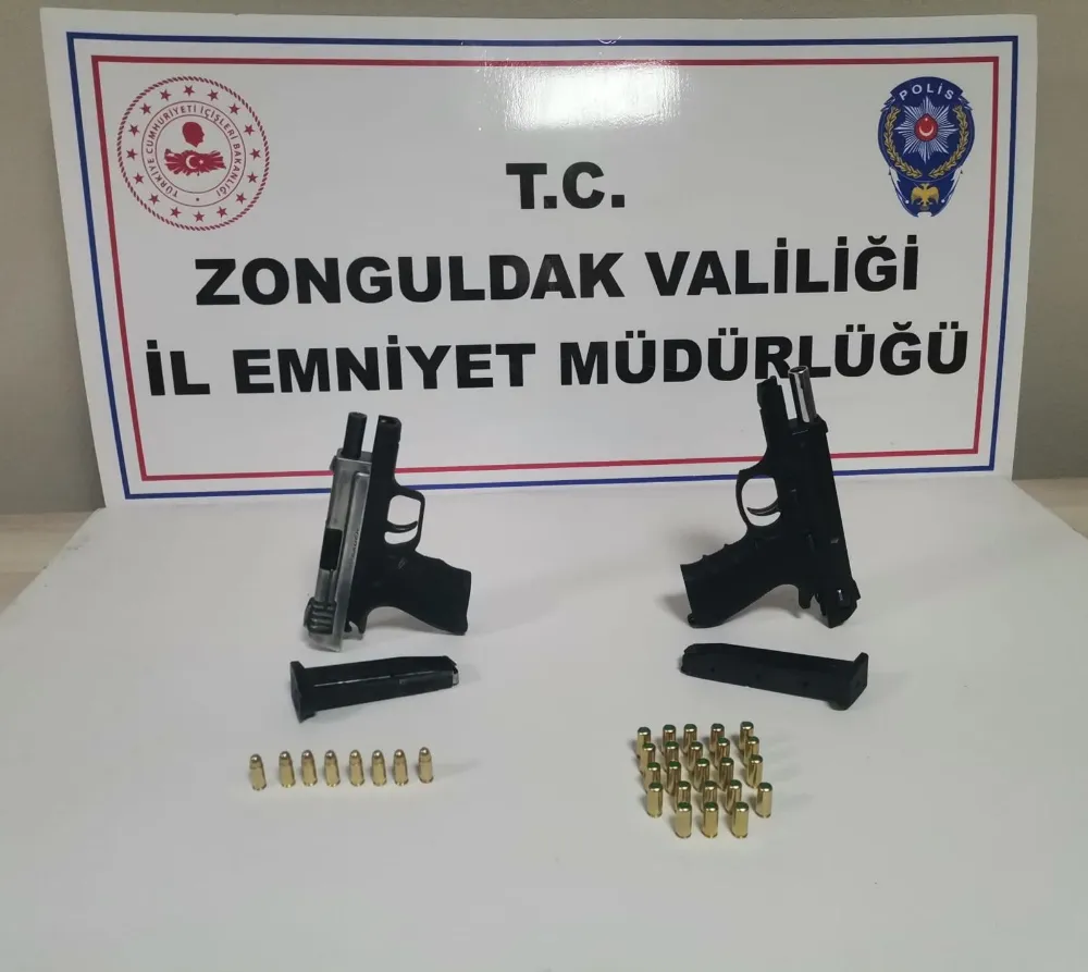 Ekipler uygulamada ruhsatsız tabanca ele geçirdi