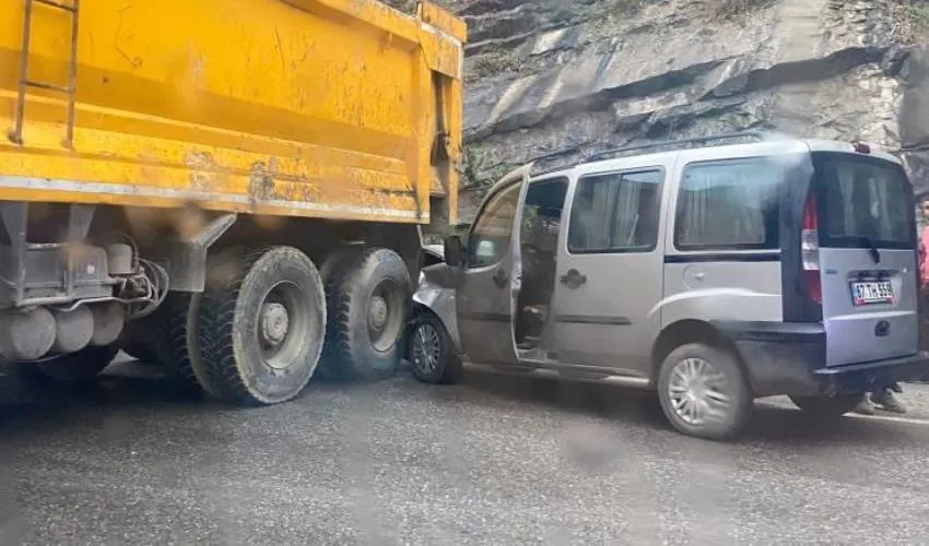 Heyelandan kaçarken kaza yaptı: 1 yaralı