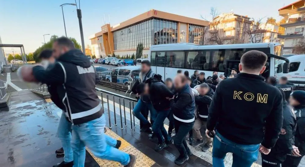 Tefecilik operasyonunda 8 tutuklama