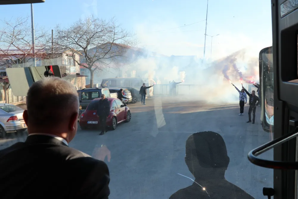 Sesli’ye Bozhane’de muhteşem karşılama