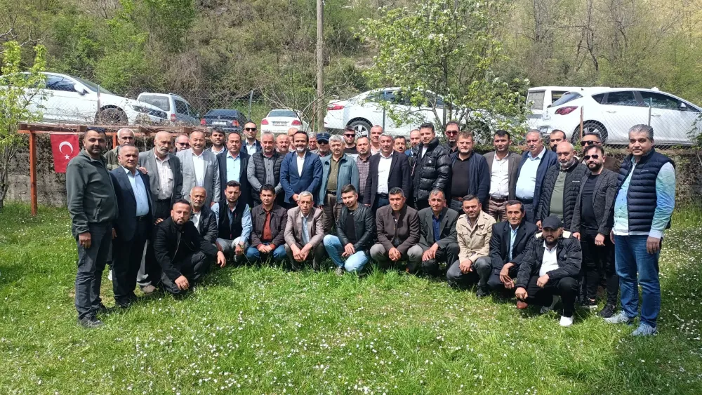 Çaylıoğlu ve Armutlucuma muhtarları tanışma toplantısı yaptı