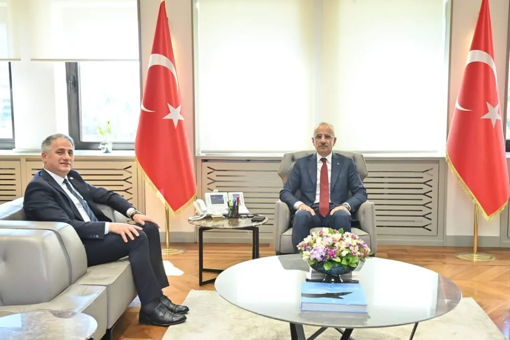 Bozkurt, Ulaştırma bakanına gitti… Ne görüştüler?