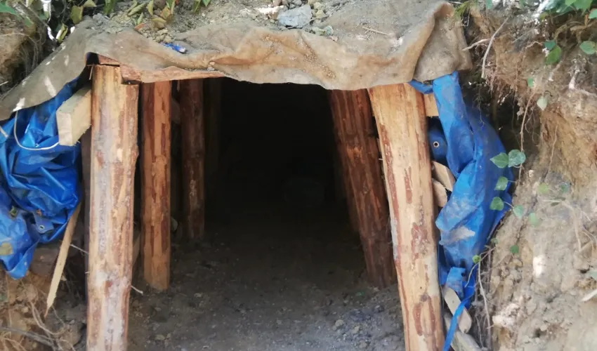 Polisten ruhsatsız maden ocaklarına baskın; 8 ocak kapatıldı