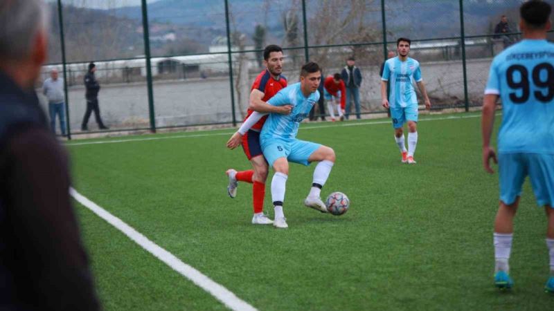 Gökçebeyspor şampiyonluğa koştu